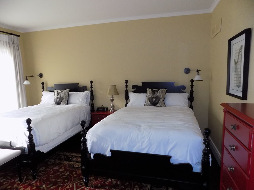 The Barracks Inn Hamilton Extérieur photo
