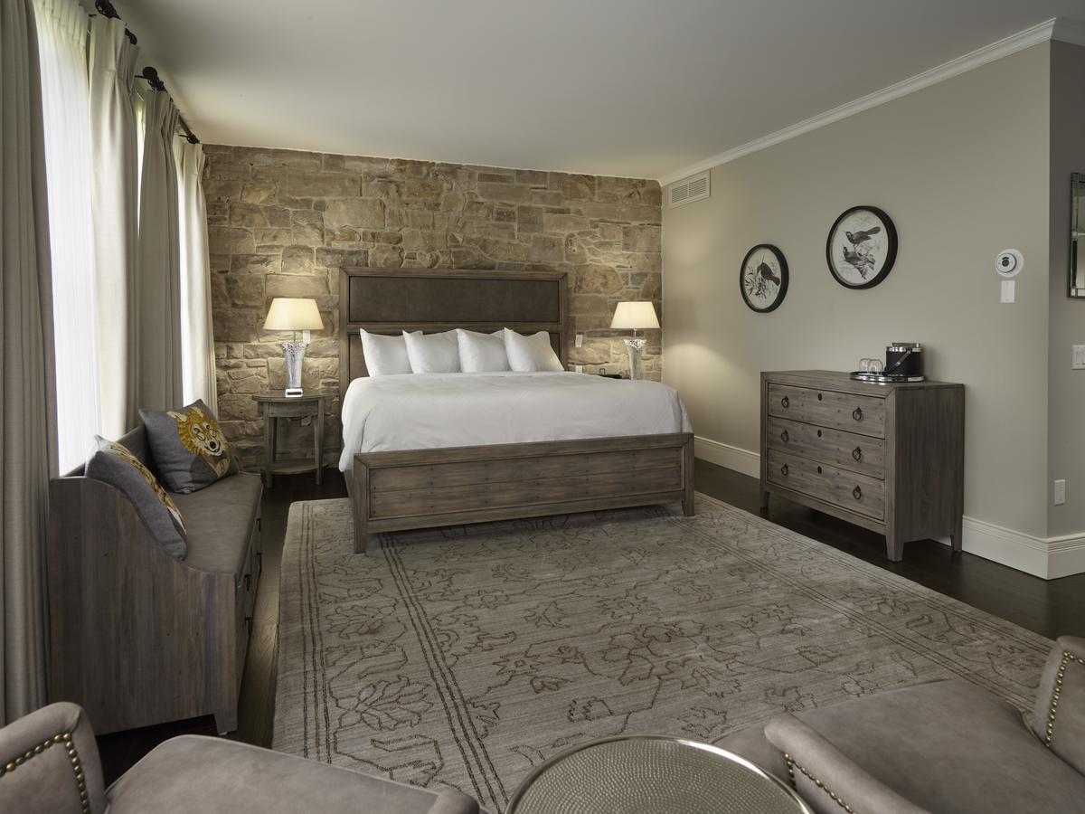 The Barracks Inn Hamilton Extérieur photo
