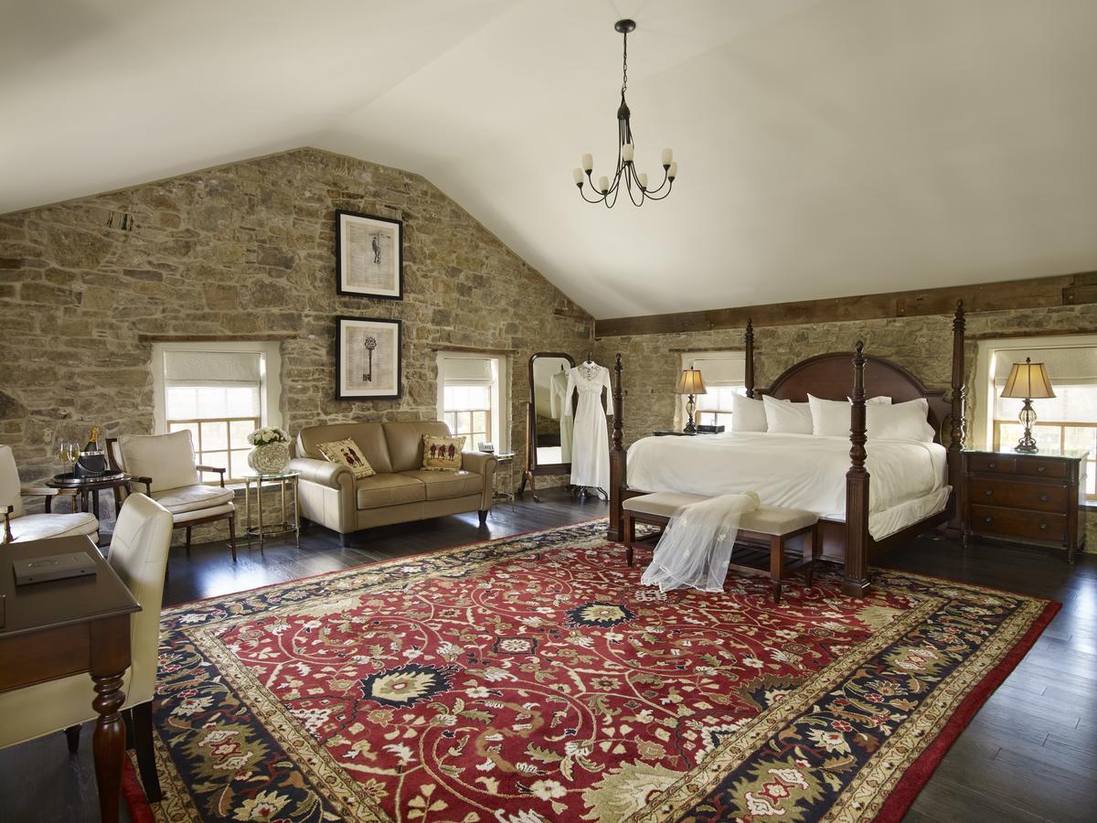The Barracks Inn Hamilton Extérieur photo