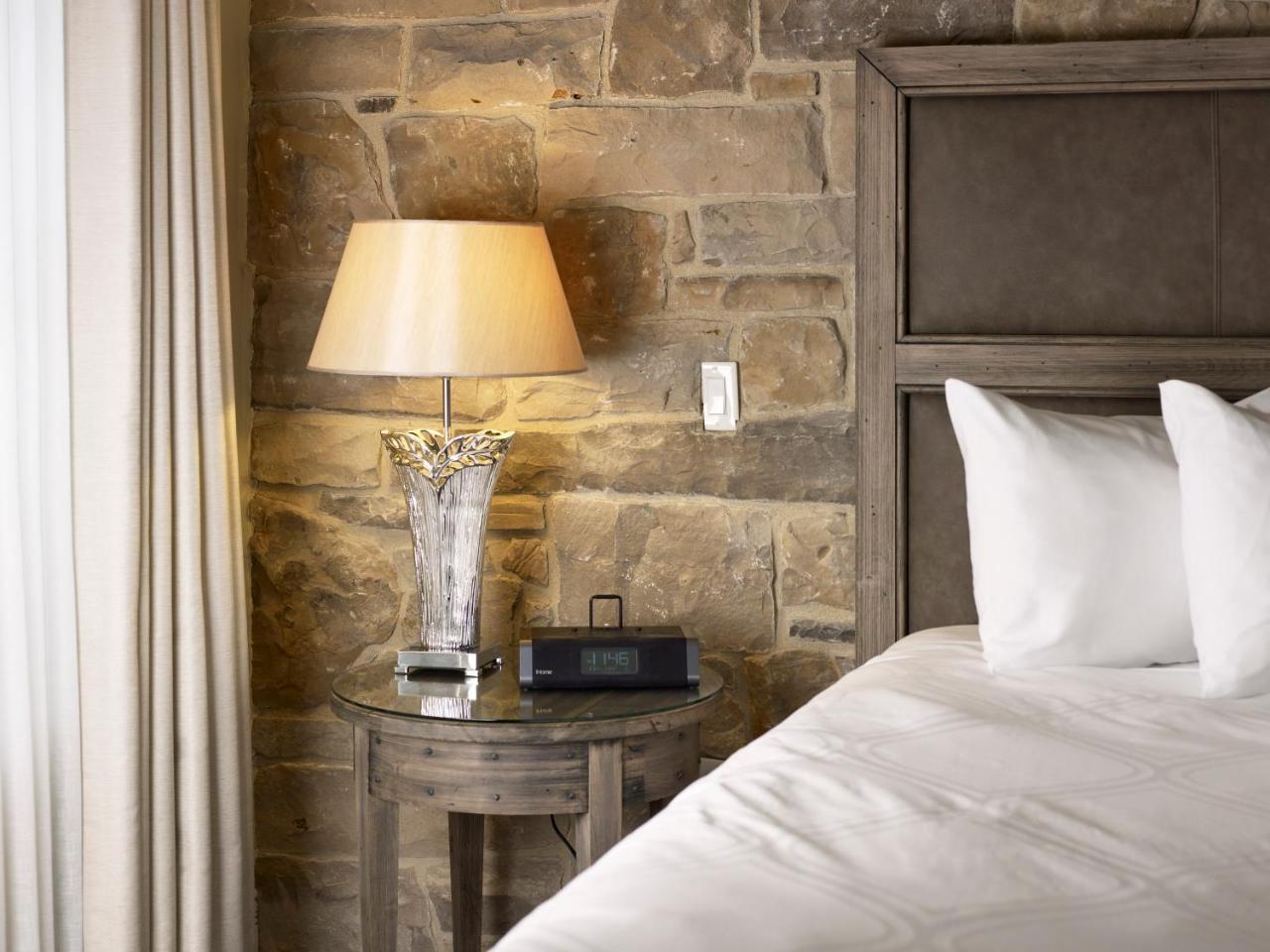 The Barracks Inn Hamilton Extérieur photo